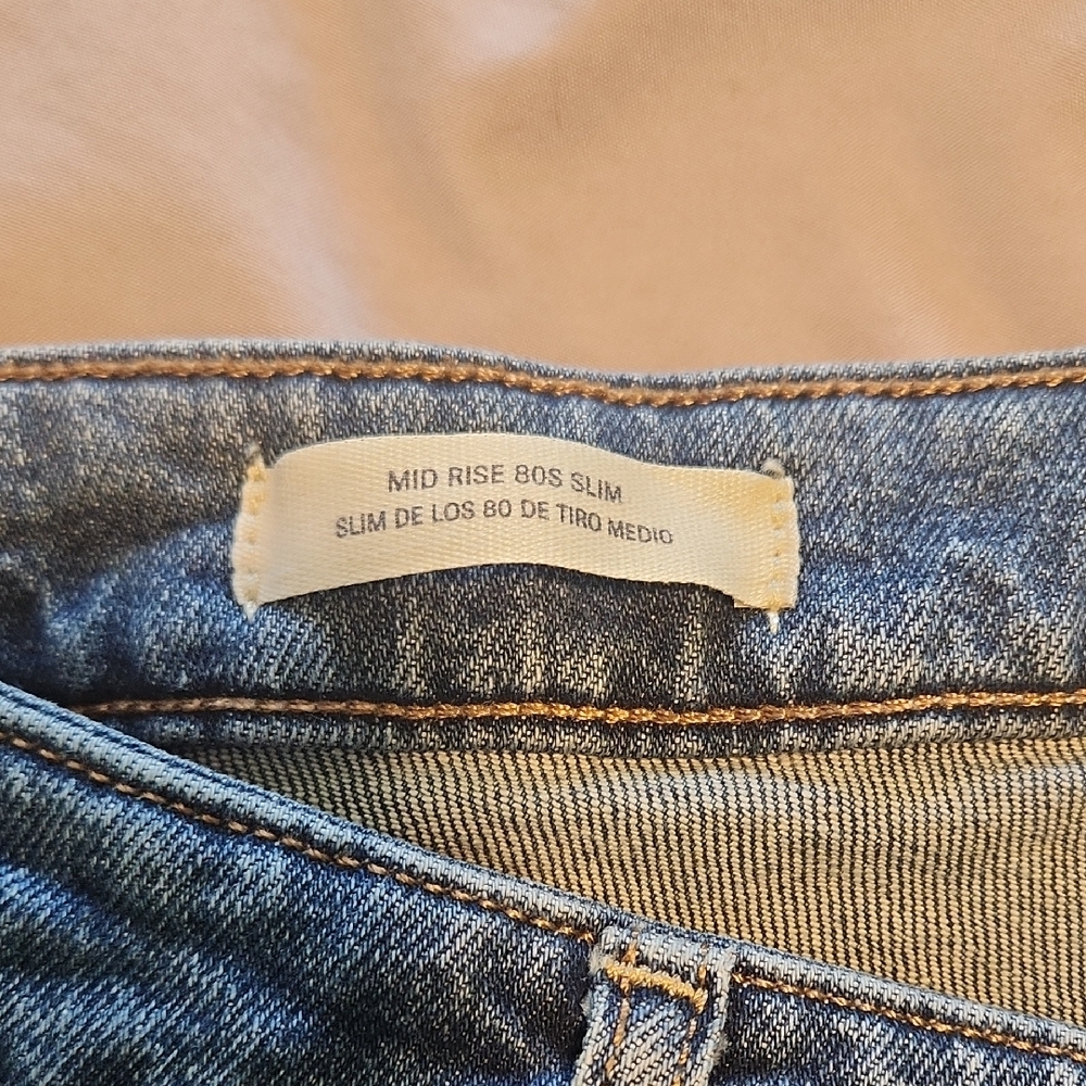 Universal Thread Blue Denim Jeans Women's Size 17R Mid Rise- Great Jeans - Picture 3 of 12